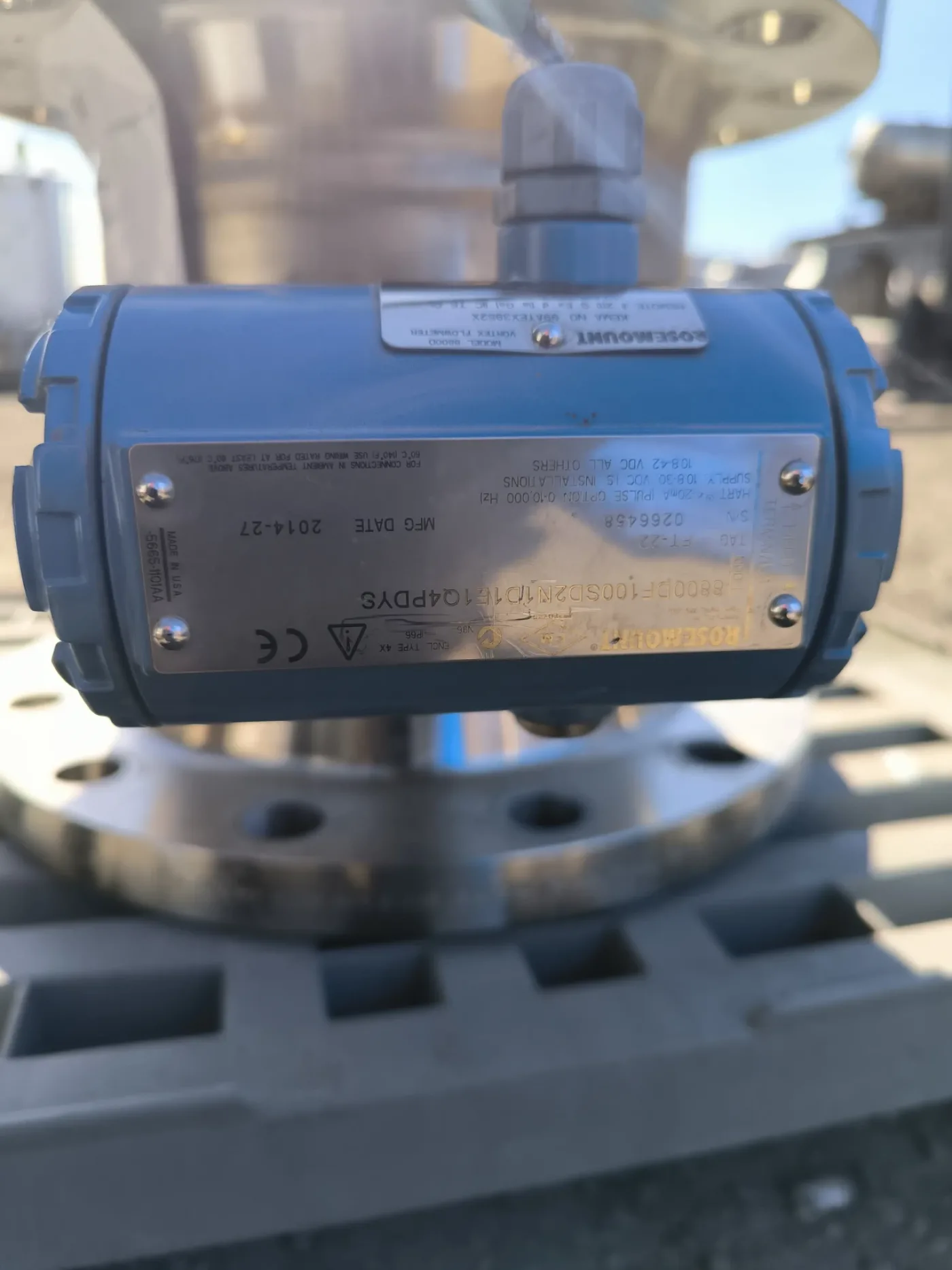 ROSEMOUNT 8800DF ATEX 316 STAINLESS STEEL VORTEX FLOWMETER DN250 PN25 - 4