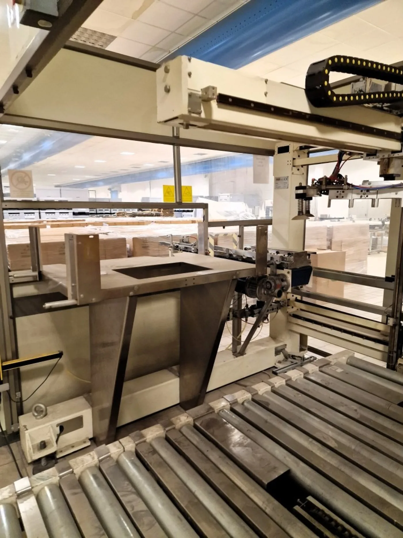 PALLETTIZZATORE AUTOMATICO – F.A.M.S. – MOD. PLT 900 - 7