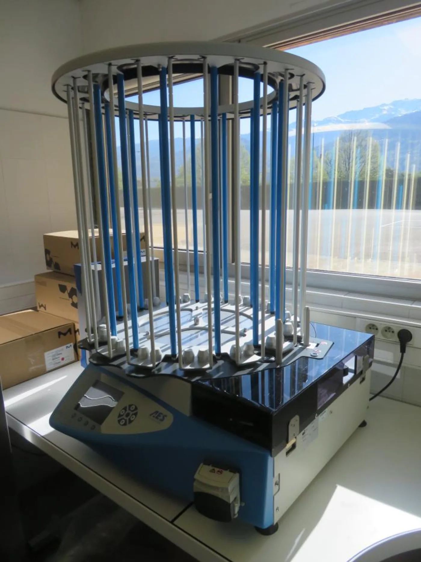 2017 BioMerieux BioMerieux APS One Automated Culture Media Plate Pouring System- R and D - 3