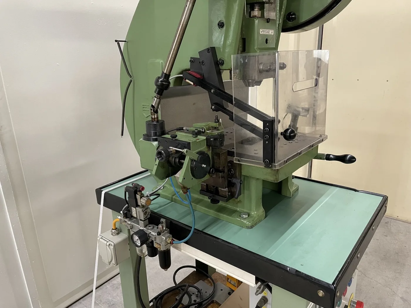 EXCENTRIC PRESS “BEUTLER” D8-200 - 6