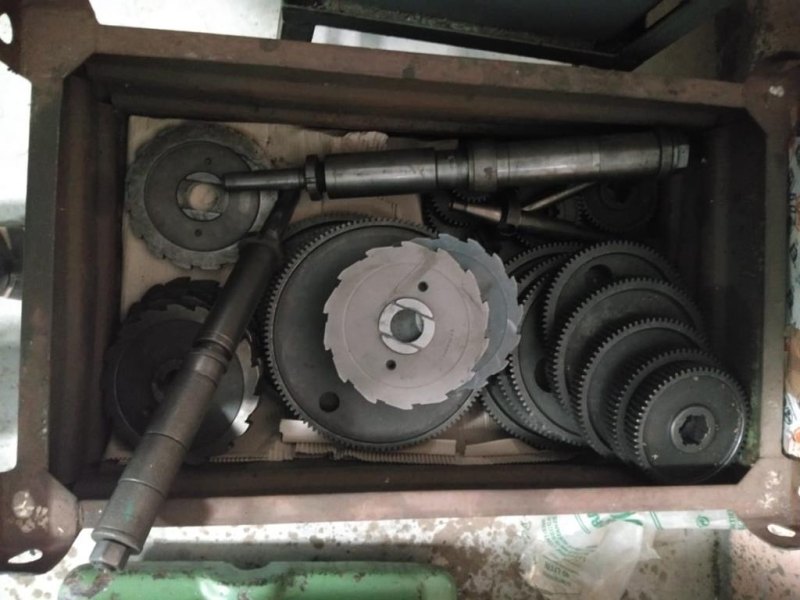 AFFTEUSE DE PLANS DE CUISSON, KLINGELNBERG - AGW 30A - Laxmi Metal & Machines, Rohtak