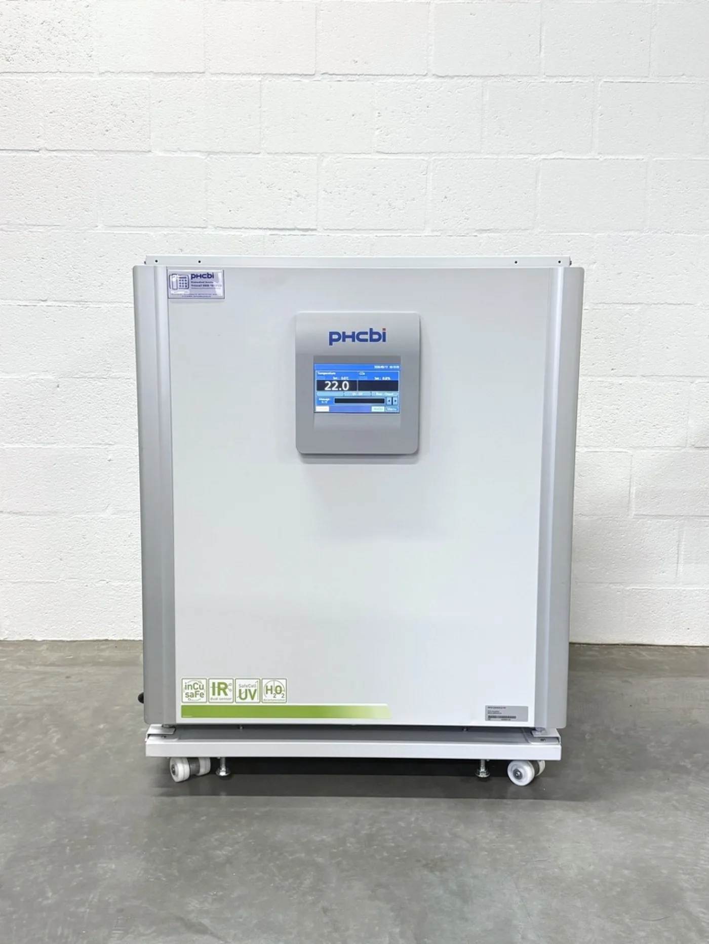 PHCbi MCO-230AICUVH-PE IncuSafe CO2 Incubator - 1