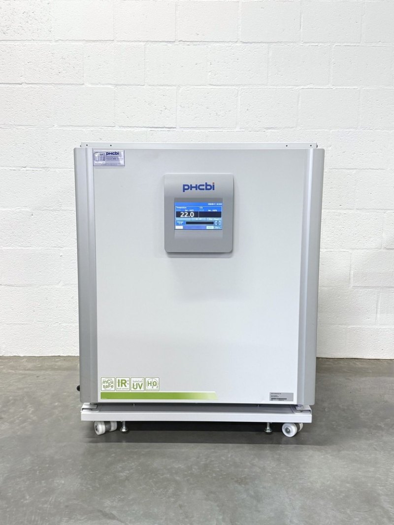 PHCbi MCO-230AICUVH-PE IncuSafe CO2 Incubator