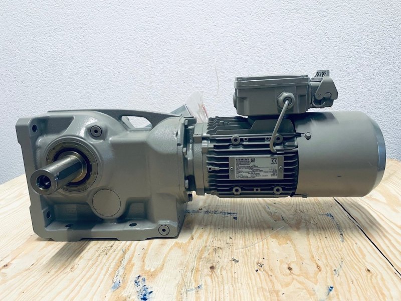 Siemens Getriebemotor K79-LE80MD4E-L4NH
