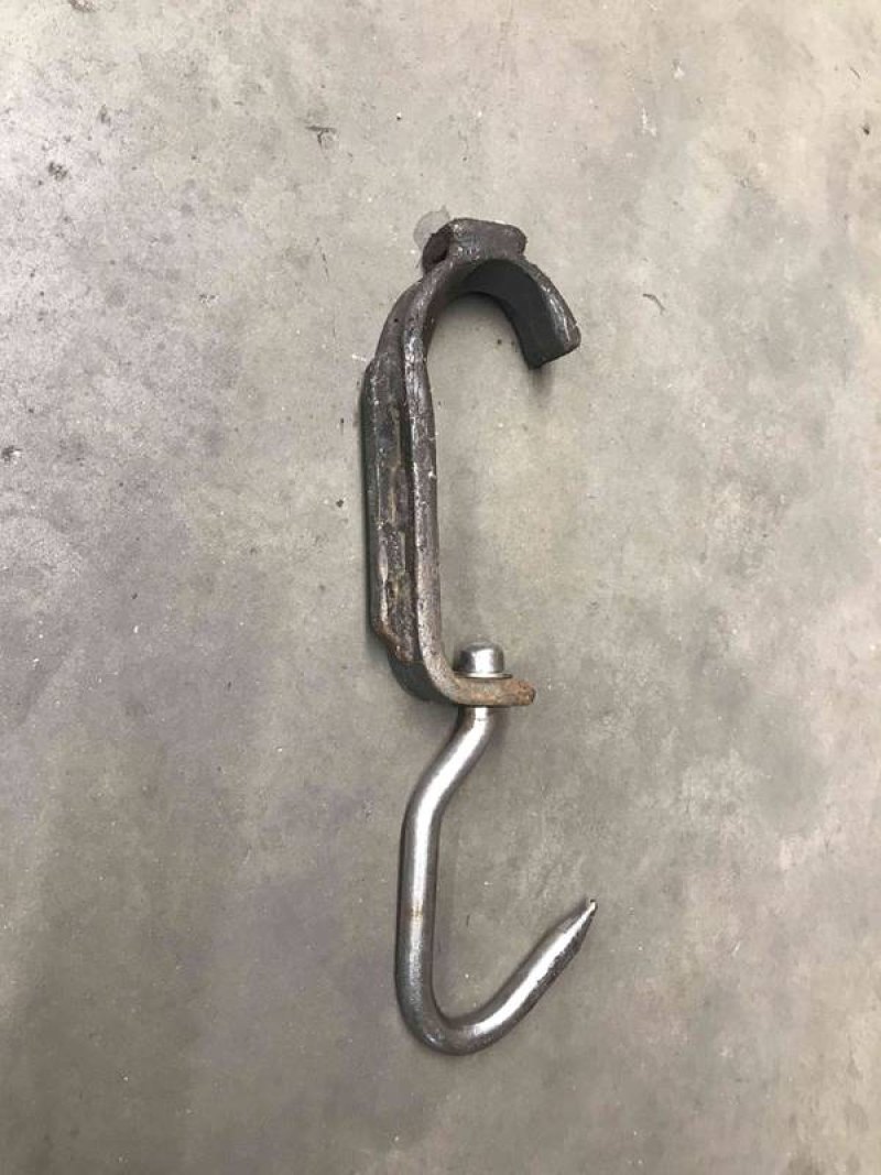 Slaughter hook (sliding)