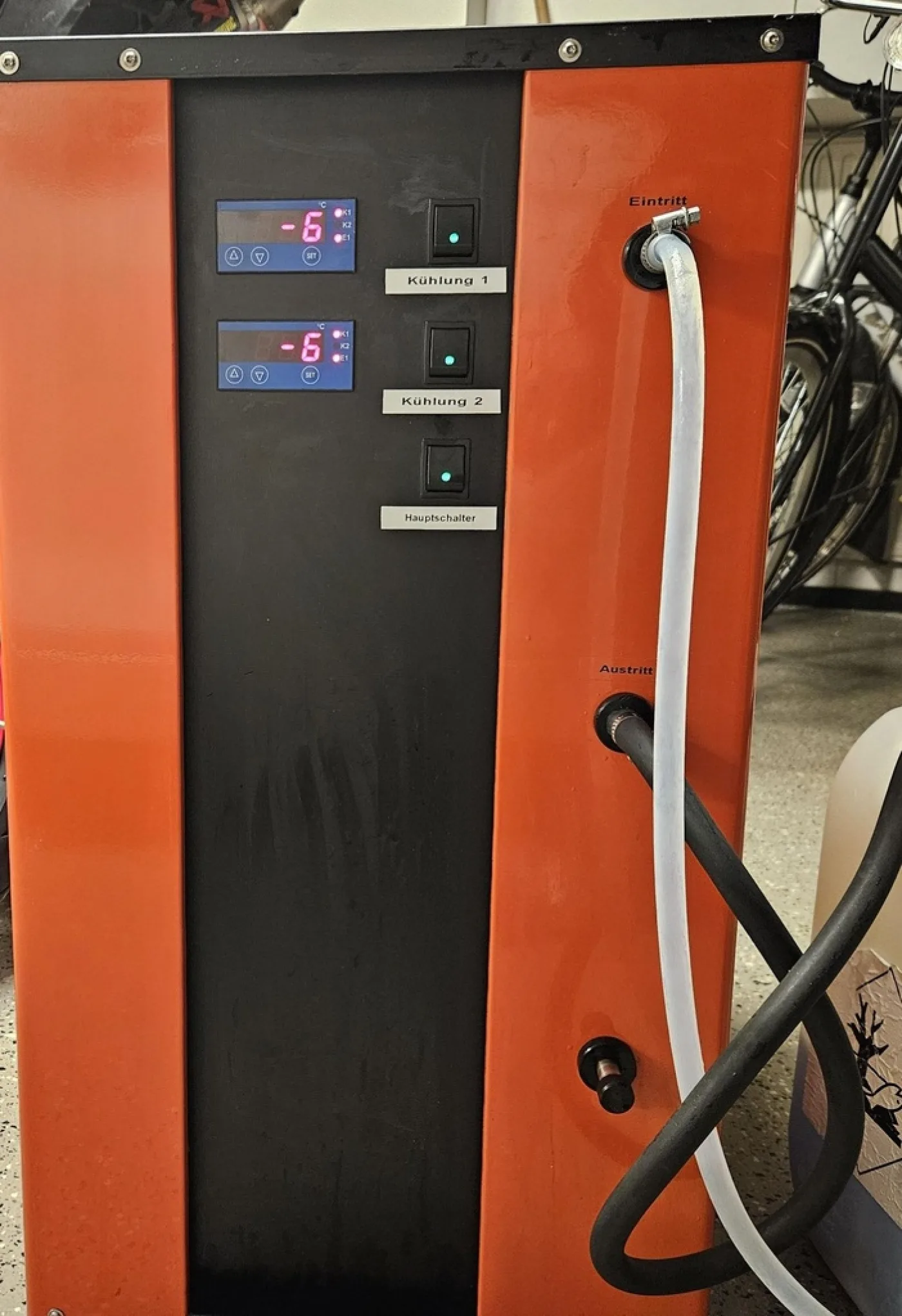 Behr Labortechnik GmbH Recirculatiekoeler Uk12/2000 - 1