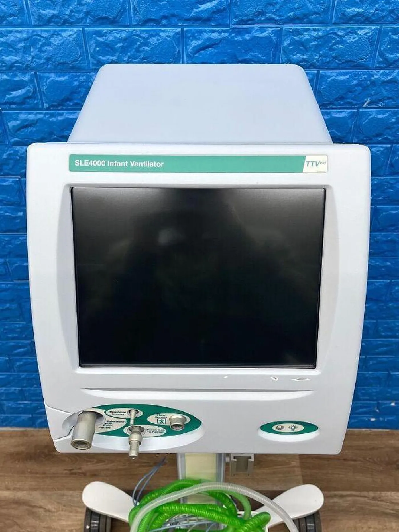SLE 4000 Infant Ventilator YOM: 2010 - 2