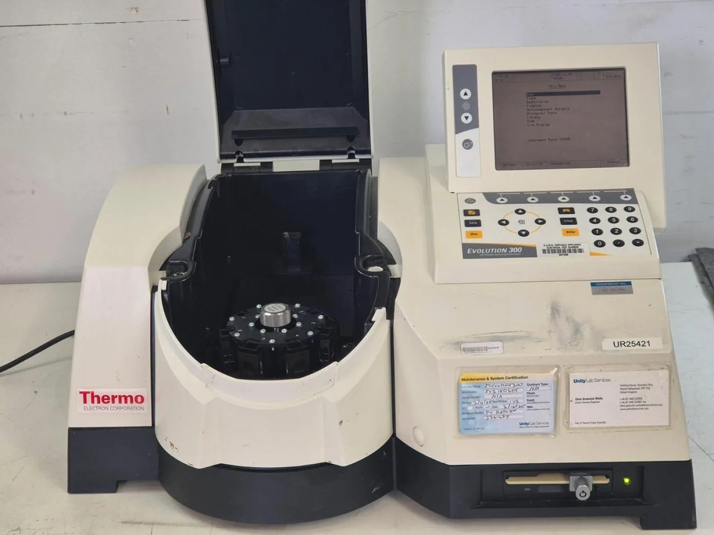 Thermo Scientific Evolution 300 UV-Visible Spectrometer - 4