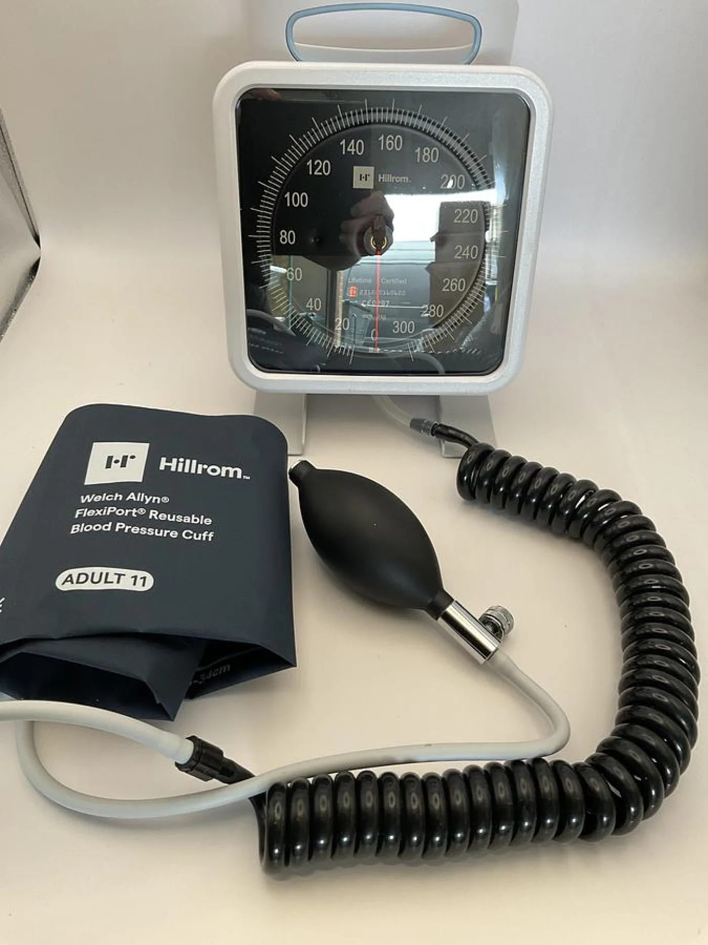 Hillrom 767 Desktop Sphygmomanometer - 1