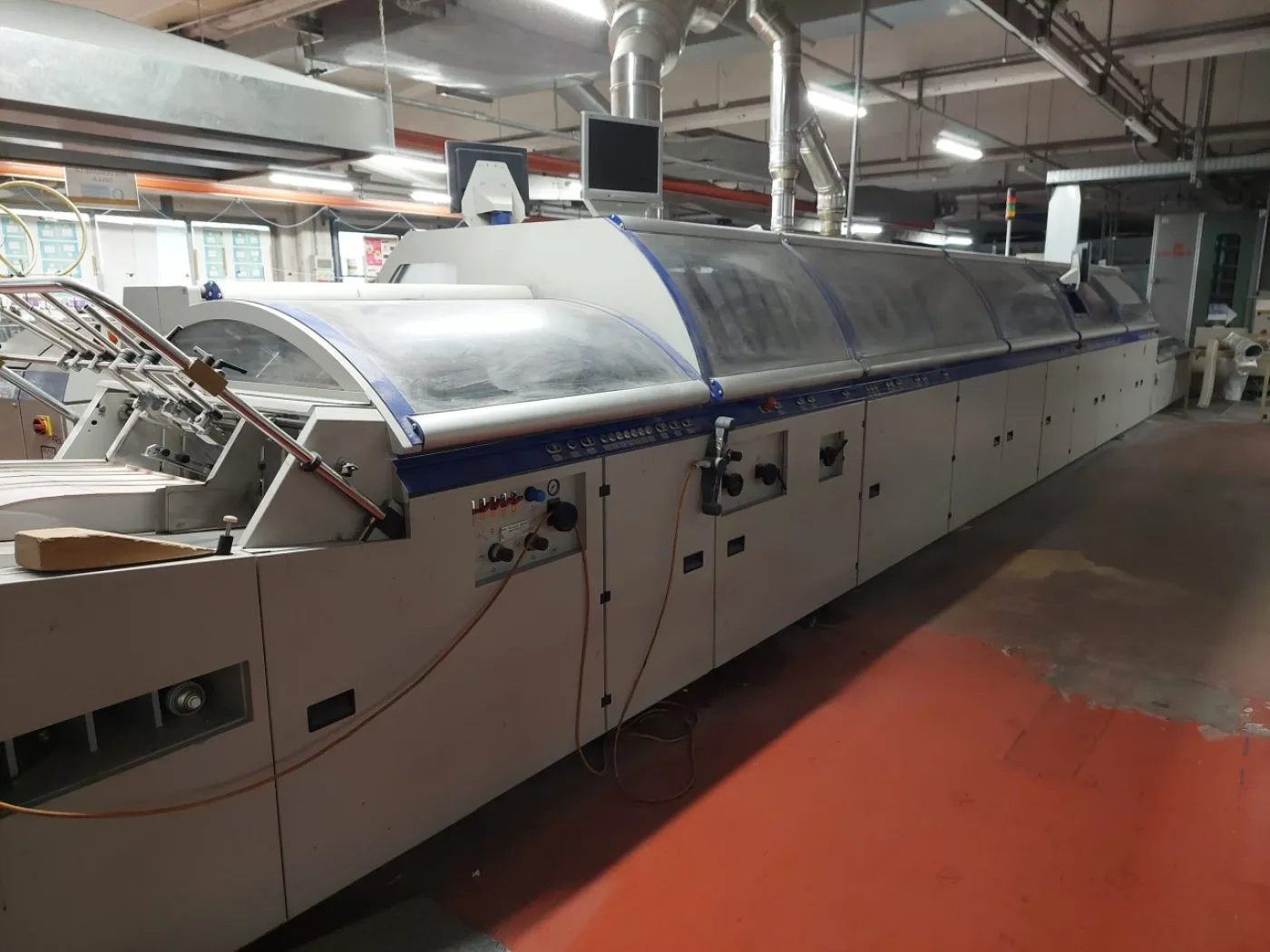 Kolbus KM 473 perfect binder - 7