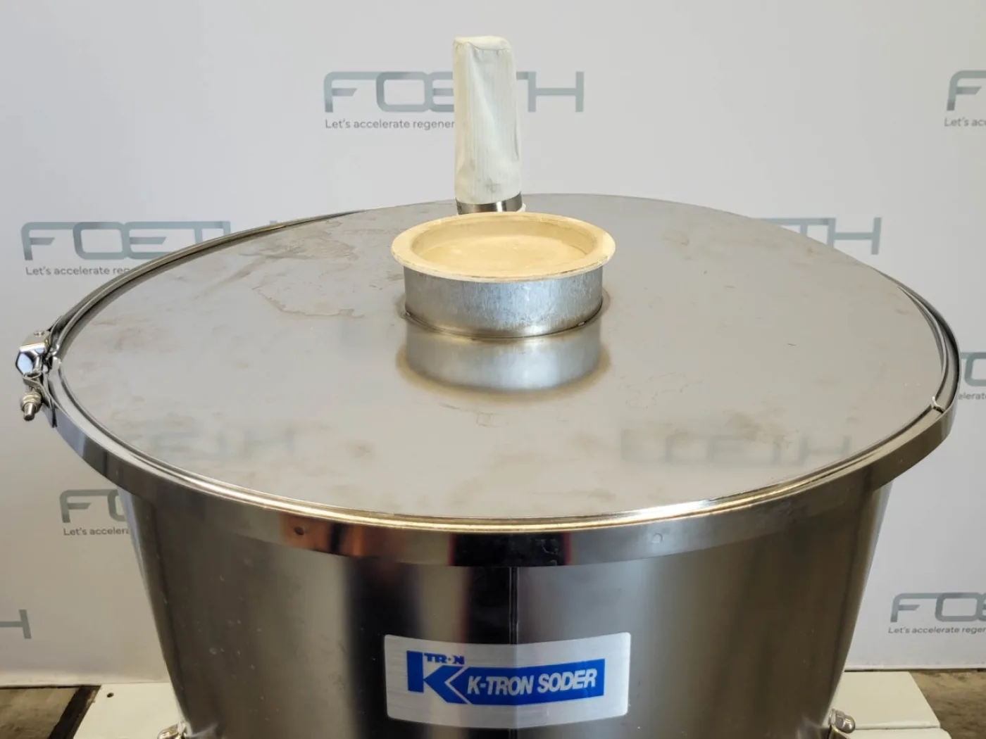 K-tron K2M-T35 - Metering screw - 4