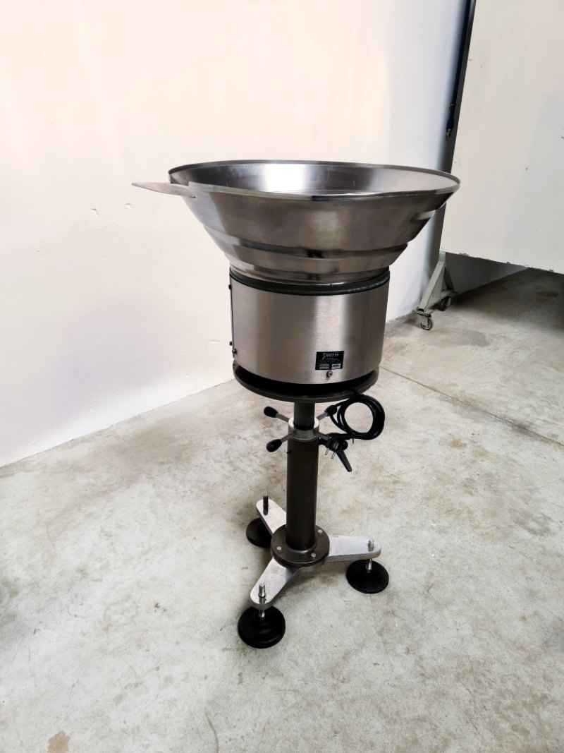 ALIMENTATORE VIBRANTE A TAZZA – 3 MASTER – MOD. 35D 3000