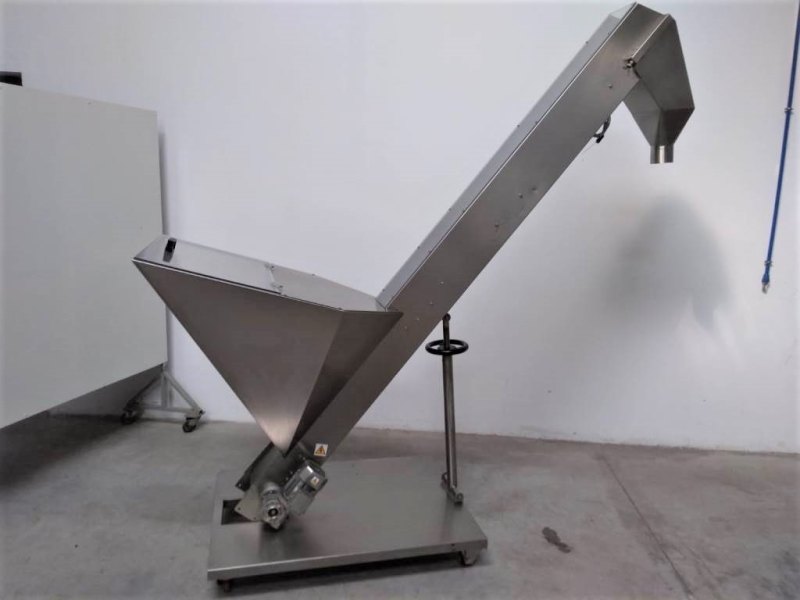 ELEVATORE PER TAPPI – BORGO