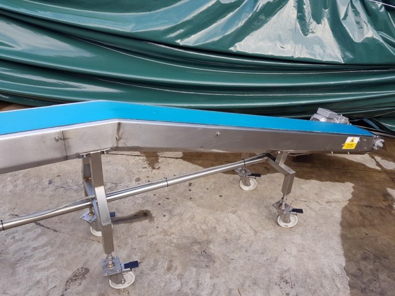 NASTRO TRASPORTATORE MOTORIZZATO – COTSWOLD MECHANICAL HANDLING
