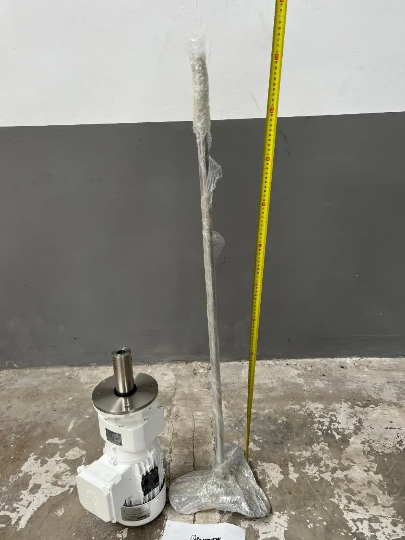 STAINLESS STEEL 3-BLADE PROPELLER TYPE AGITATOR NBI 0.55 kW 194 rpm - 4
