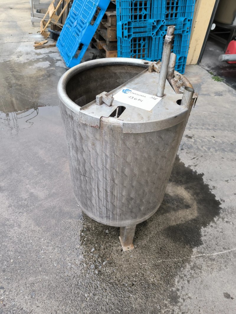 316 STAINLESS STEEL VERTICAL TANK OF 160 LITRES