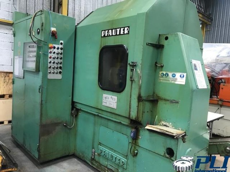 Gear Hobbing Machine – PFAUTER PA300