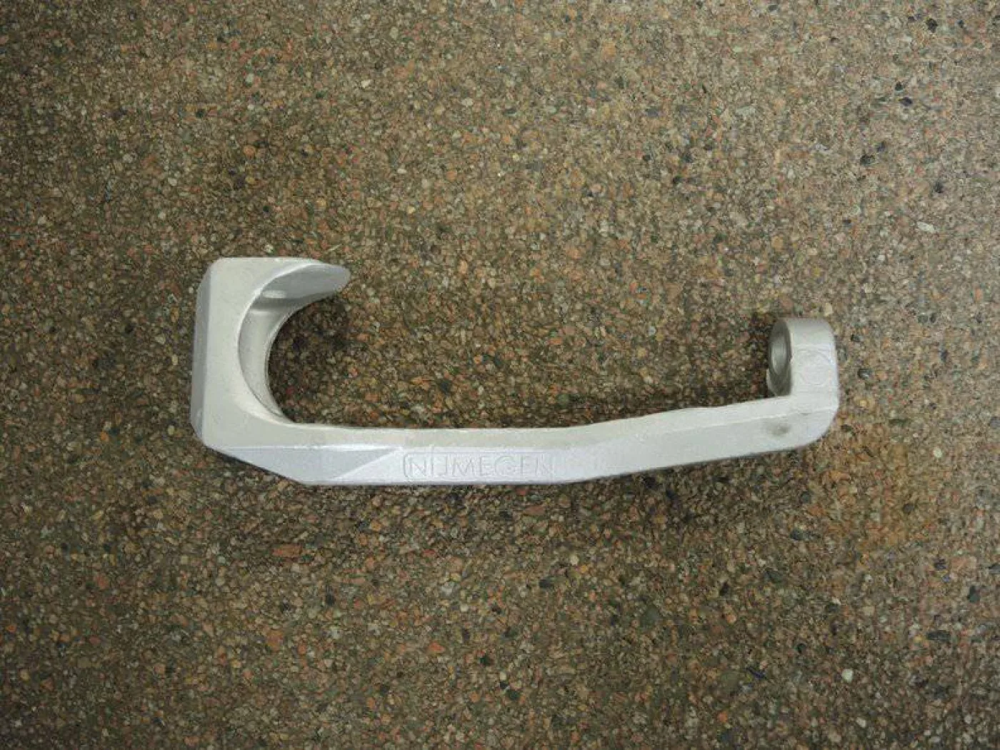 Upper hooks - 3