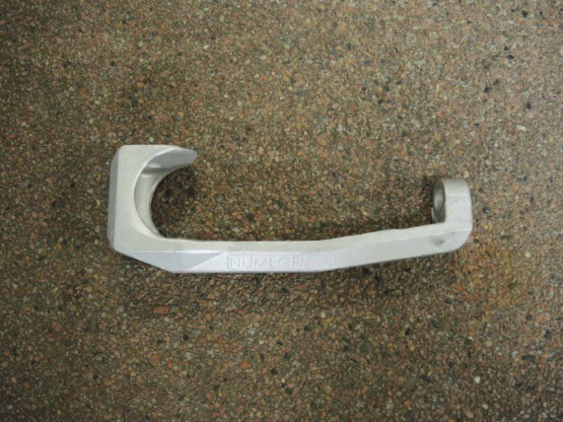 Upper hooks