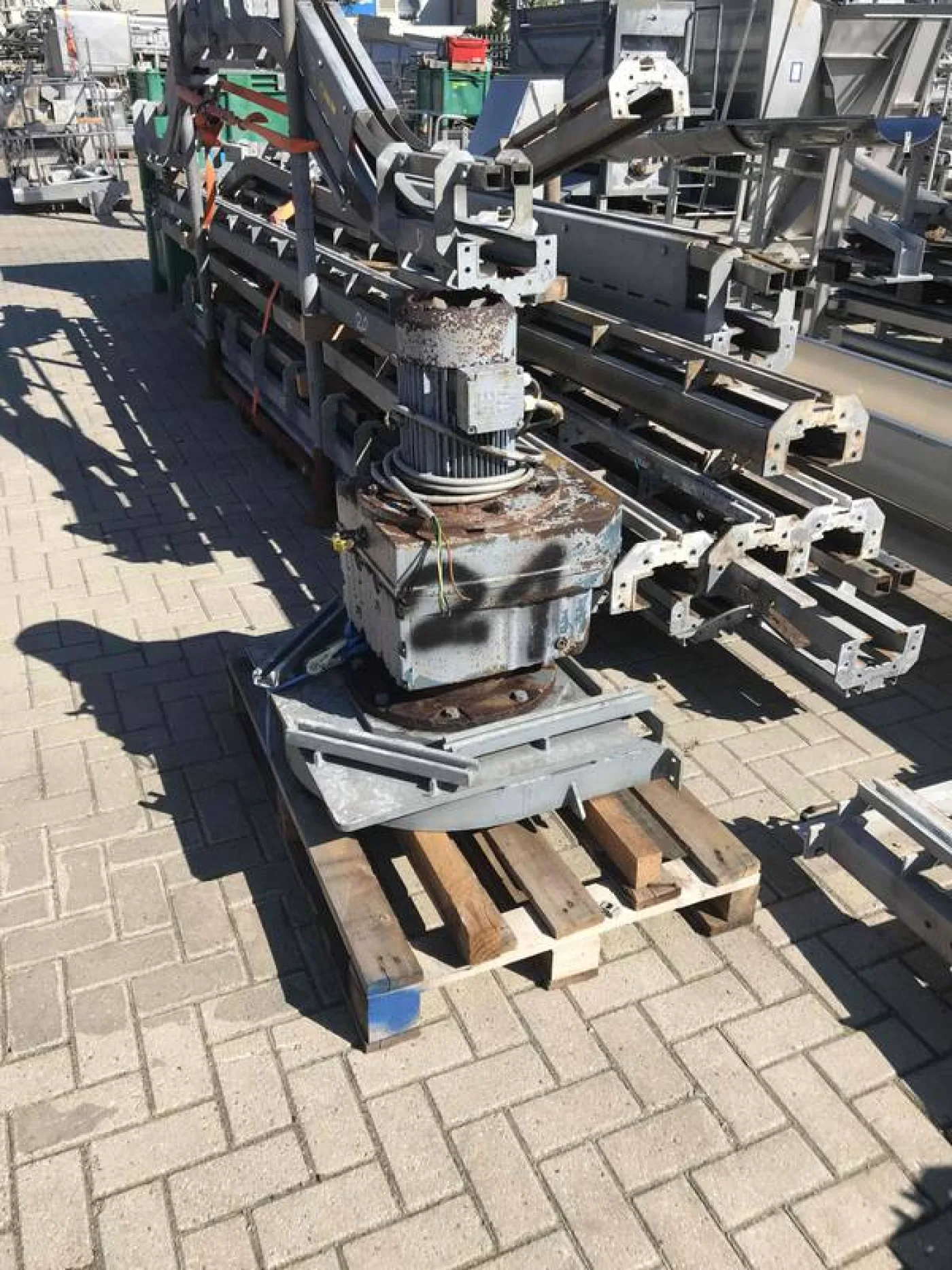 Bi-rail slaughter conveyor - 2