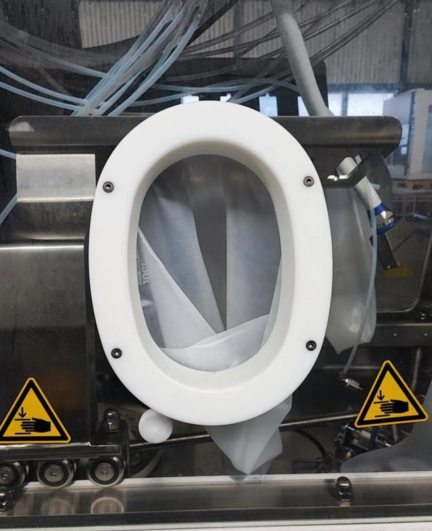 Hosokawa Mikron Stott-Hight Containment Isolator CP-01 - 4