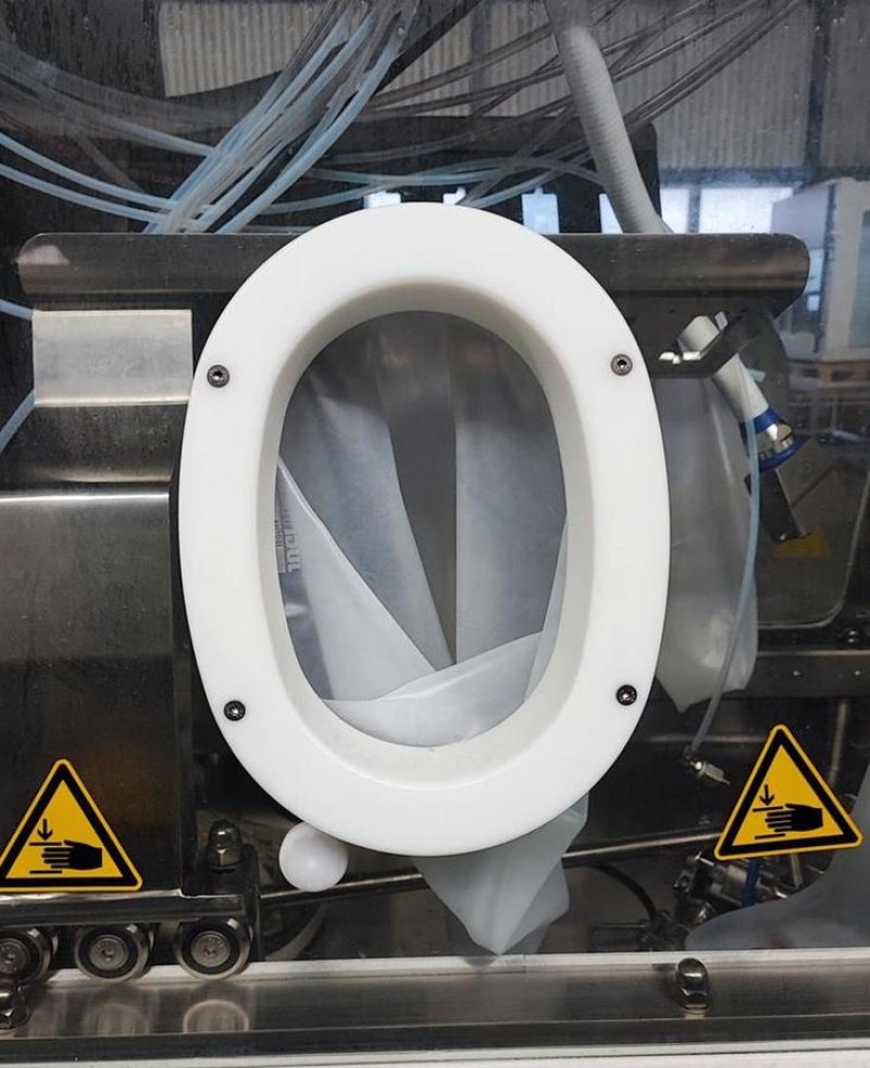 Hosokawa Mikron Stott-Hight Containment Isolator CP-01