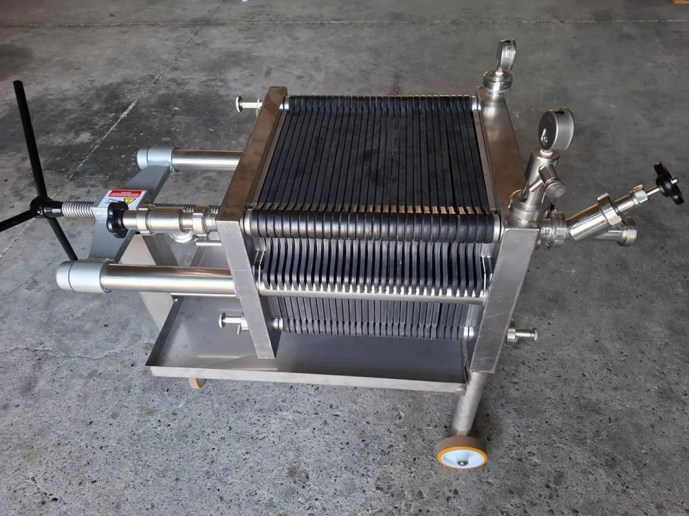 SEITZ ZENIT V FILTER MODEL 40X40 WITH 30 PLATES, SECOND HAND MACHINE - 2