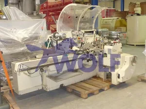Riegelpackmaschine SIG - Type DSR mit Siegelstation.