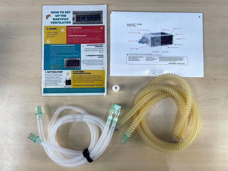 Smiths Pneupac Baby Pac 100 Ventilator