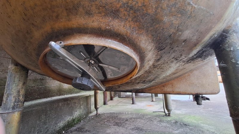 FIBERGLASS TANK VARIABLE CAPACITY FIRM GIMAR ROUNDED BOTTOM, CAPACITY HL 60 ABOUT, SECOND-HAND EQUIPMENTS