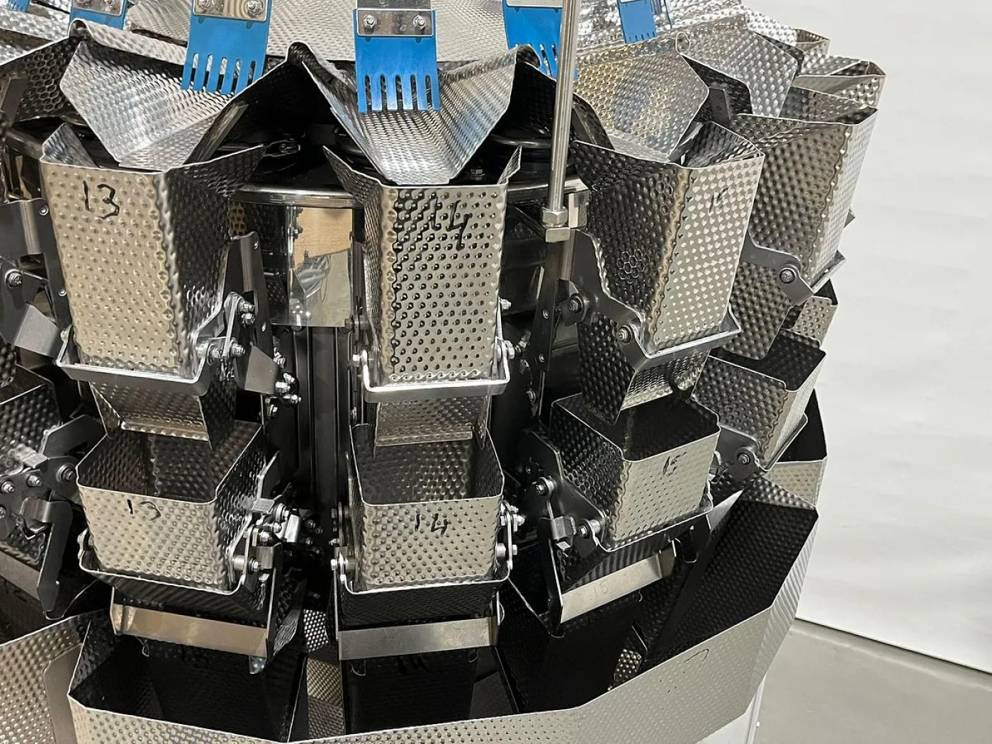 2017 Ishida Multihead weger, CCW-RVE-216B-1D/15-SS - 4