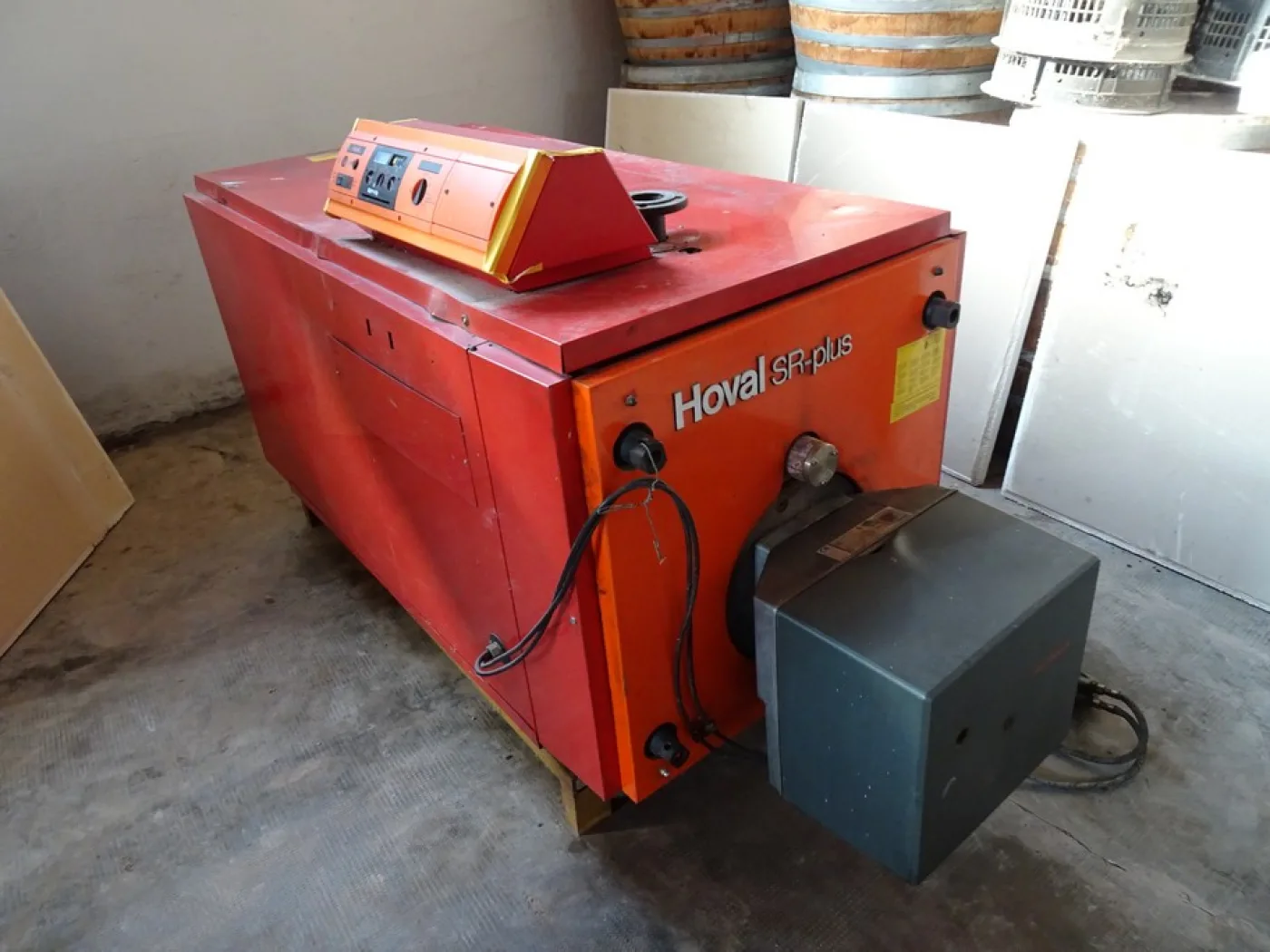 BOILER HOVAL SR PLUS 250KW LOW PRESSURE, USED EQUIPMENT - 1