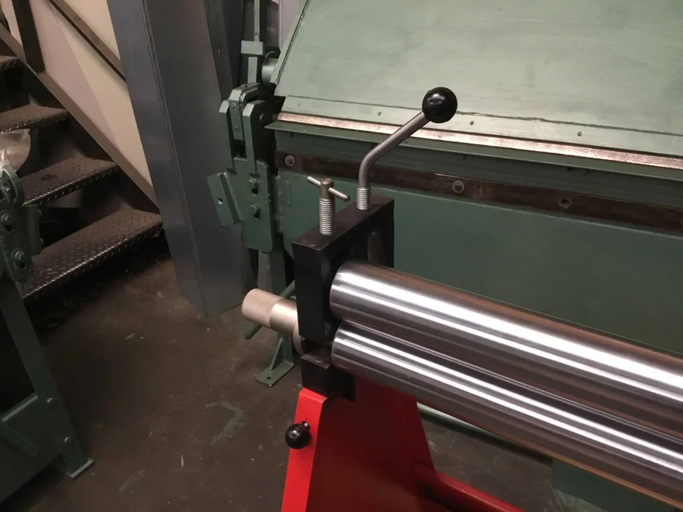 WNS Hand Bending Rolls 2000mm x 75mm x 1.0mm Capacity - WNS - W. Neal Services Ltd - 3
