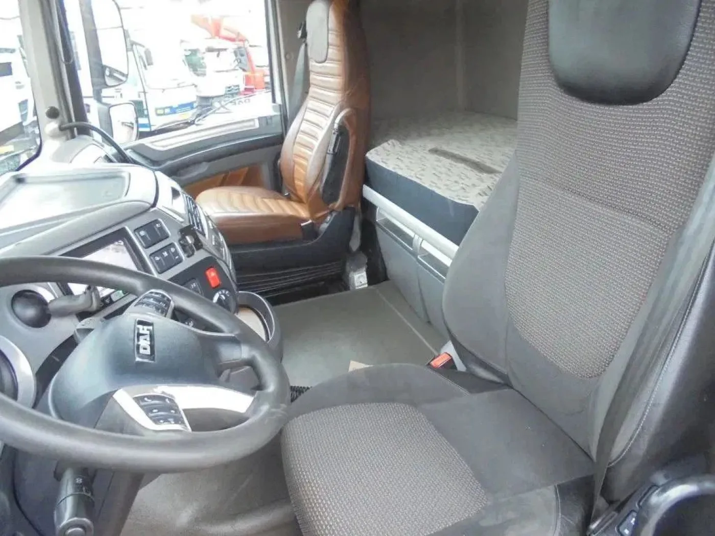 DAF XF 460 Euro 6 + Hydrolic system - 4