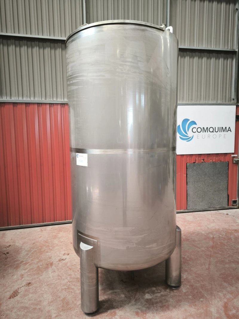 STAINLESS STEEL TANK 2000 LITERS