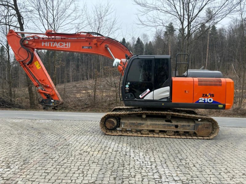 Hitachi - ZX 210-6