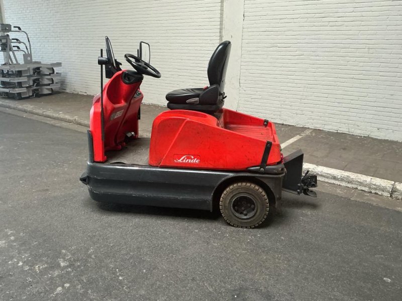2010 Linde Tow Tractor