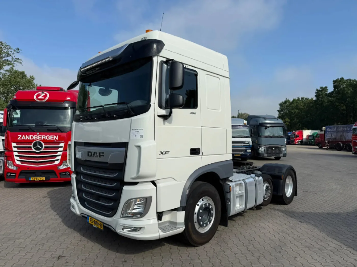 DAF XF 480 6X2 FTP Space Cab Midlift Stand-alone A/C Alcoa 412,081 km NL Truck - 1