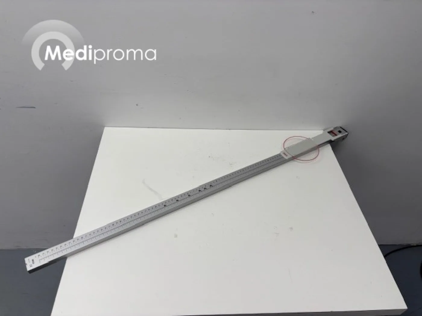Seca 221 Measuring Rod - 1