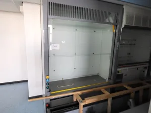 2033 - Used S+B Fumehood (180cm)