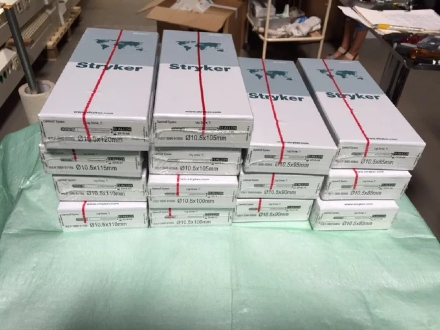 Stryker Gamma 3 System Osteosynthese-Material-Titan (Paket 3) - 1