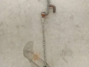 Bleeding hooks slide