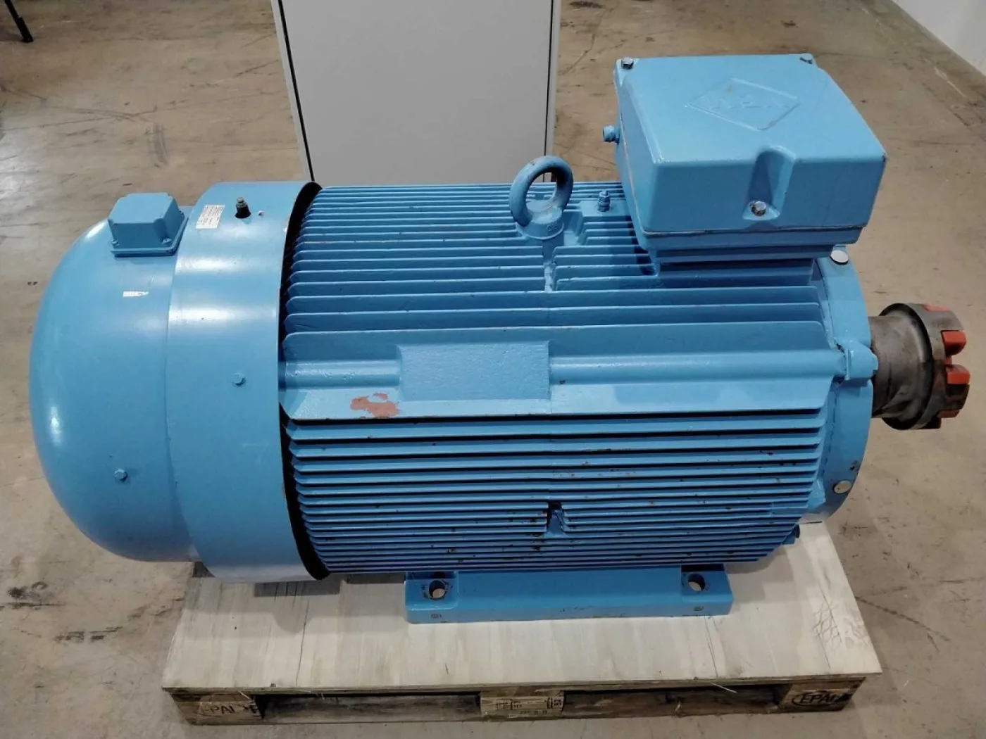 VEM Elektromotor inkl. ABB-Steuerschrank mit Umformer - 5
