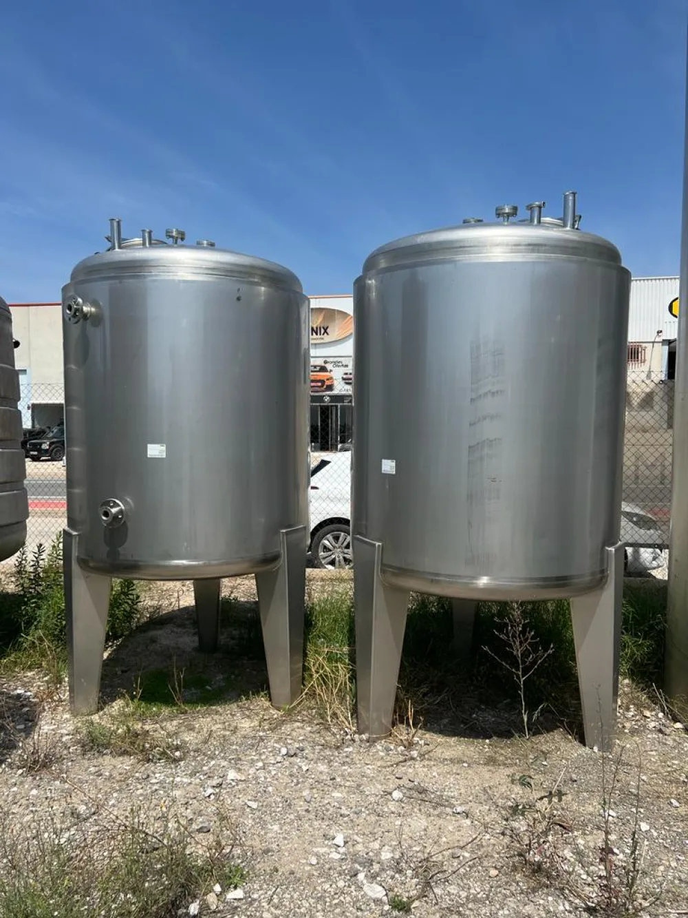 Depósito isotermo 2.500 litros en acero inoxidable AISI316