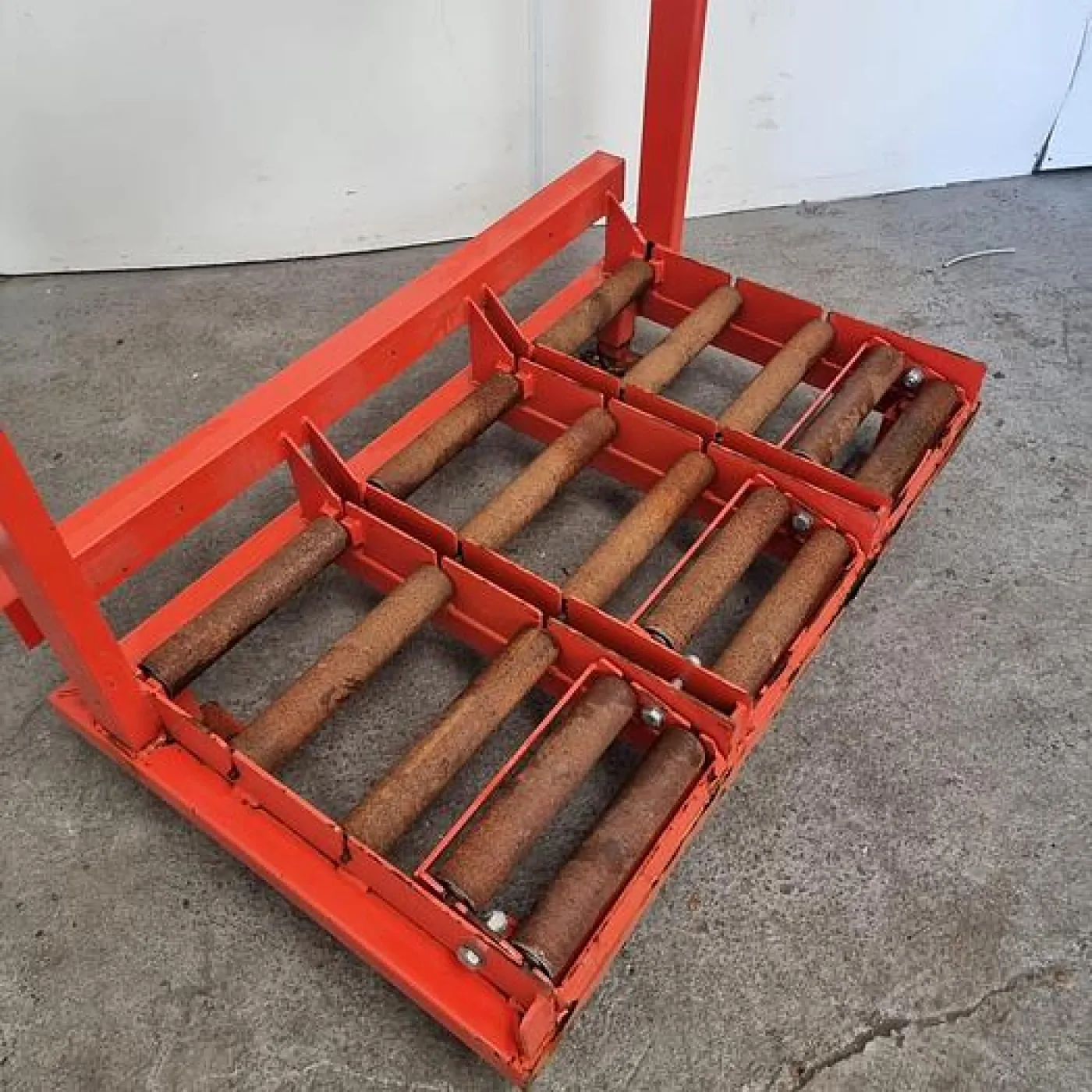 Battery Charging Station with Rollers - 3