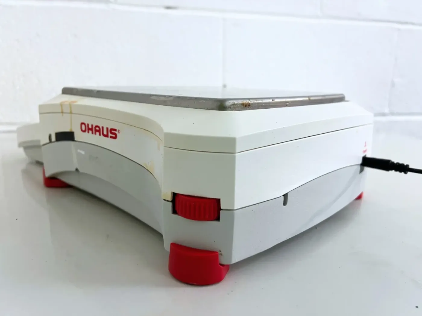 Ohaus Explorer EX10202 Precision Balance - 4