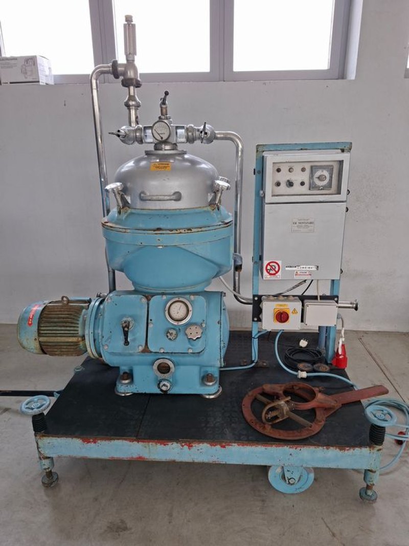 ALFA LAVAL CENTRIFUGE MODEL VNPX 207, SECOND-HAND MACHINE