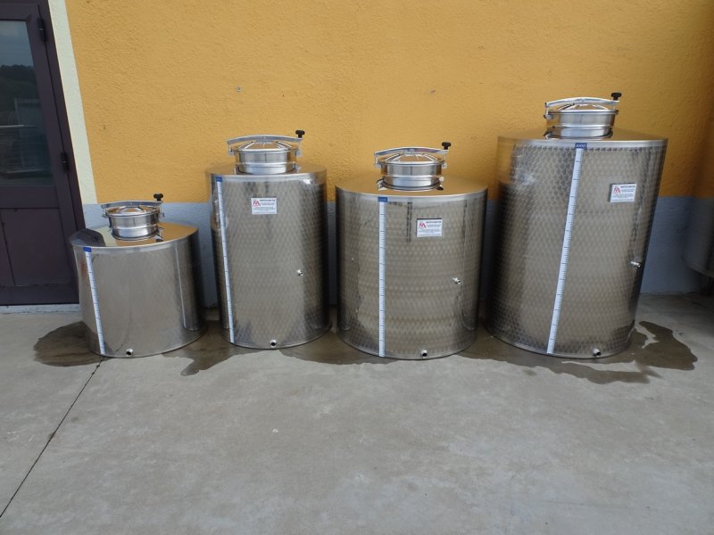 STAINLESS STEEL TANK CAPACITY 350-550-750-1000, STORAGE MODEL, FLAT BOTTOM WITHOUT LEGS NEW EQUIPMENT