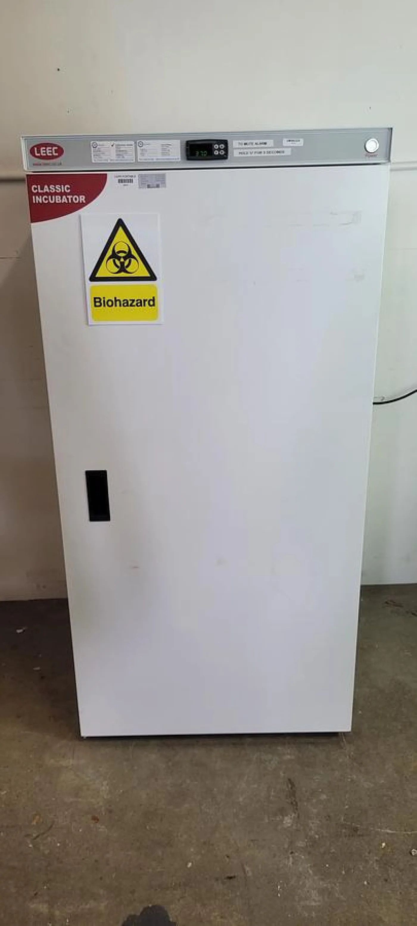 LEEC C330 Classic Incubator - 3