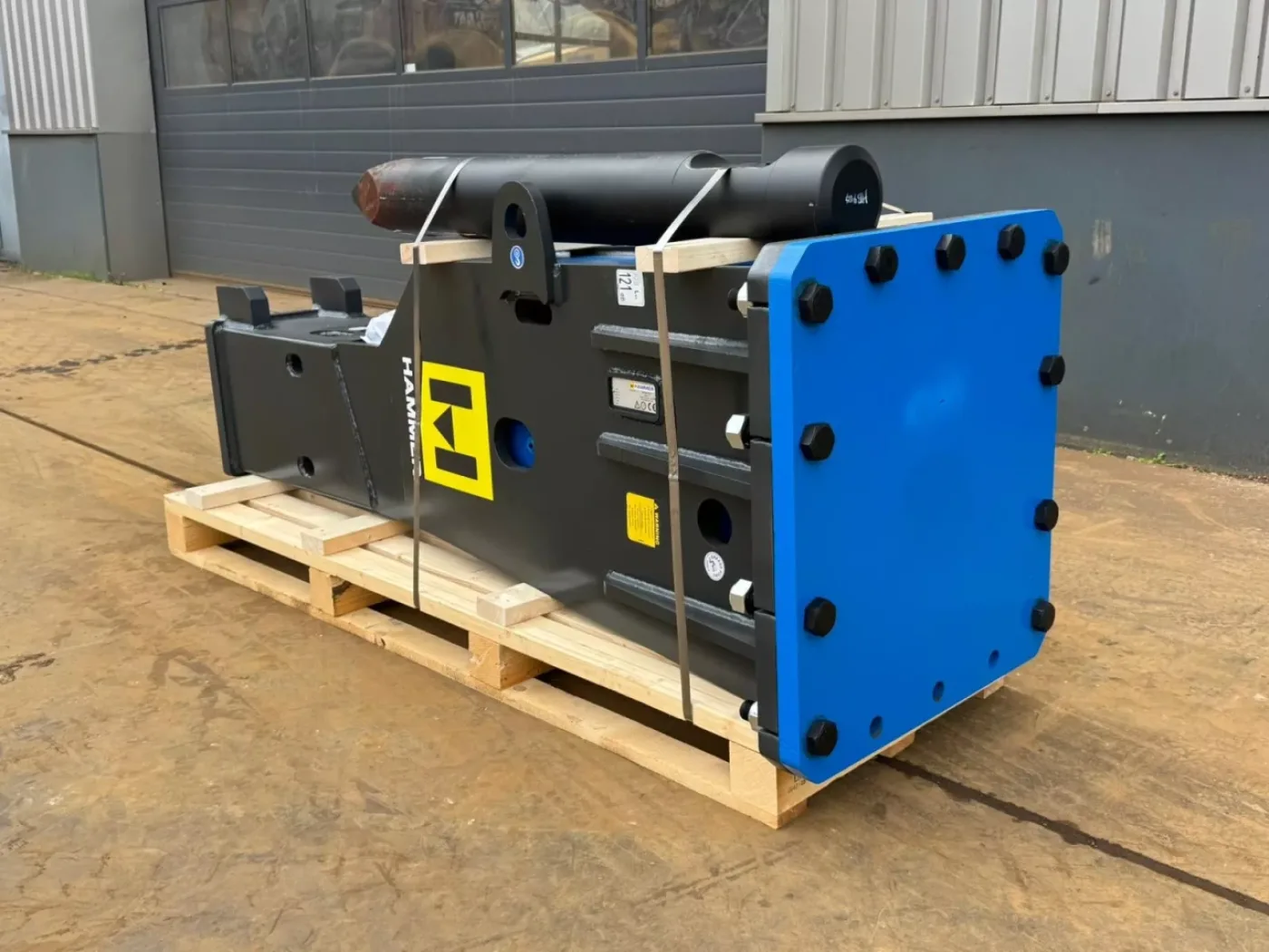 Hammer HS3200 fits 30-47 Ton excavator - 7